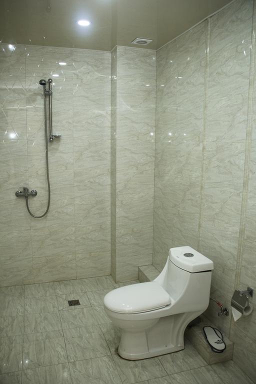Mirage Hotel Yerevan Exterior photo