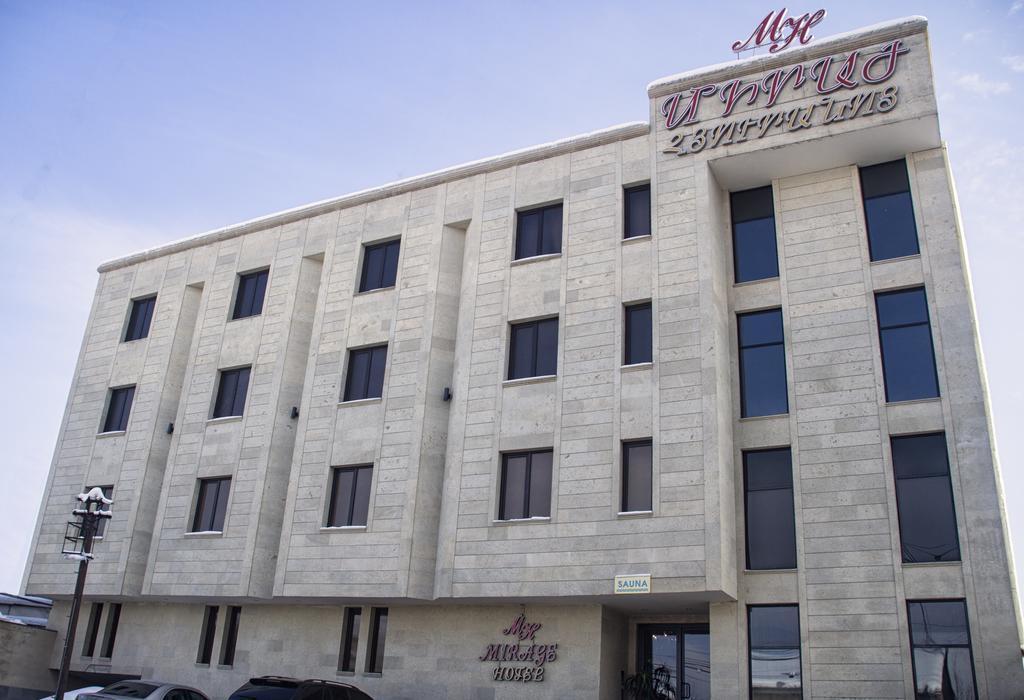 Mirage Hotel Yerevan Exterior photo