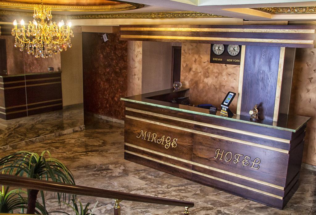 Mirage Hotel Yerevan Exterior photo